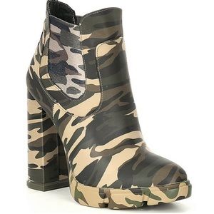 NEW Camo bootie